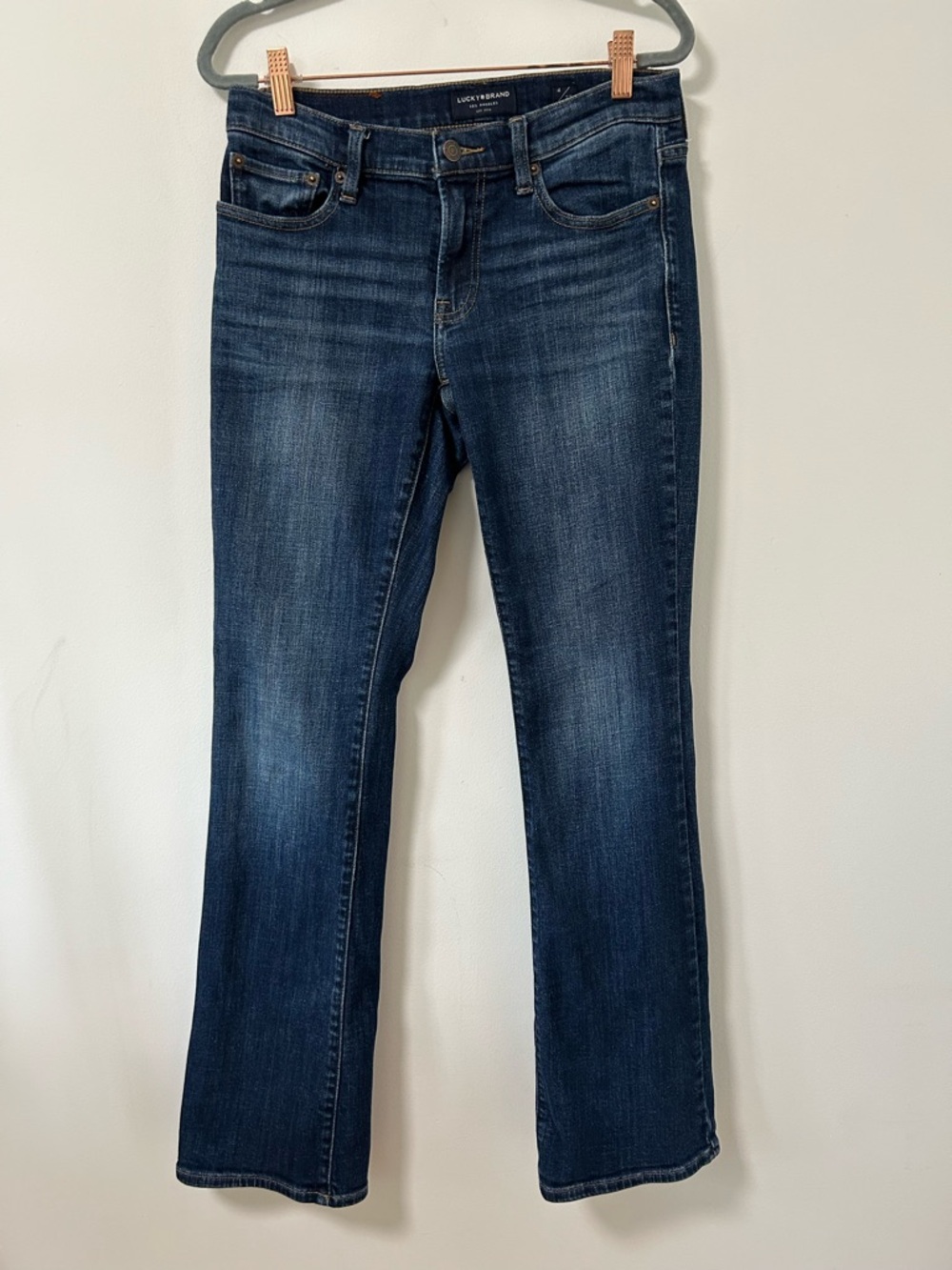 Lucky Brand Women's Dark Blue Boot Cut Jeans Sweet size 4 / 27